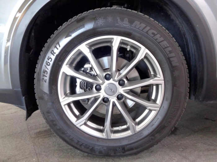 Nissan Qashqai  1.3 mhev Business 2wd 158cv xtron