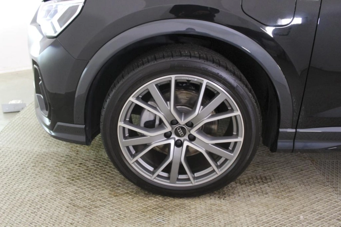 Audi Q3 Sportback  45 1.4 tfsi e S line edit