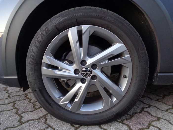 Volkswagen Taigo 1.0 tsi R-Line 110cv