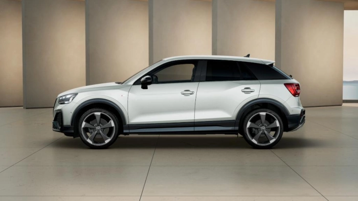 Audi Q2    Identity Black 35 TFSI  110(150) kW(CV) S tronic