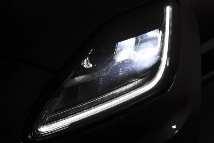 Jaguar E-Pace  2.0d i4 R-Dynamic awd 180cv auto my19
