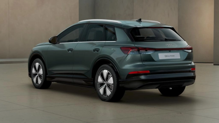 Audi Q4   SUV Business Advanced e-tron performance  210,00 kW