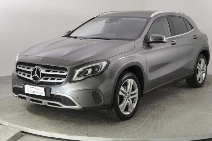 Mercedes-Benz GLA-X156 GLA 200 d Business auto