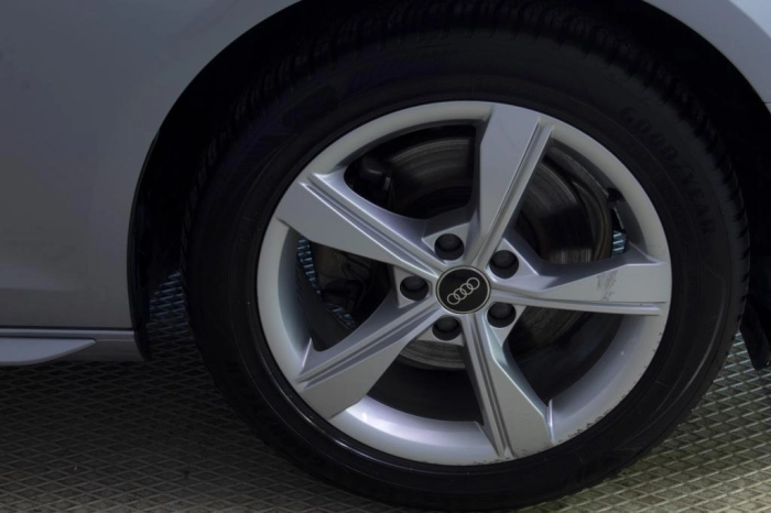 Audi A4 Avant  35 2.0 tdi mhev Business Advanced