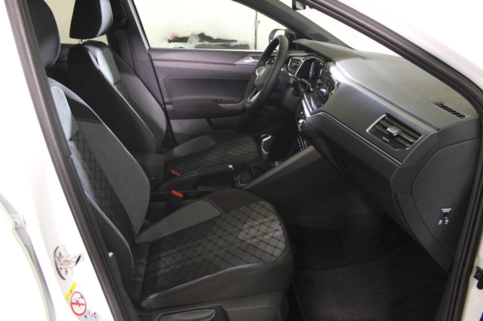 Volkswagen Taigo R-Line Plus 1.0 TSI 85 kW (115 CV) Manuale