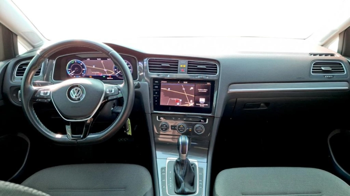 Volkswagen Golf e- 5p