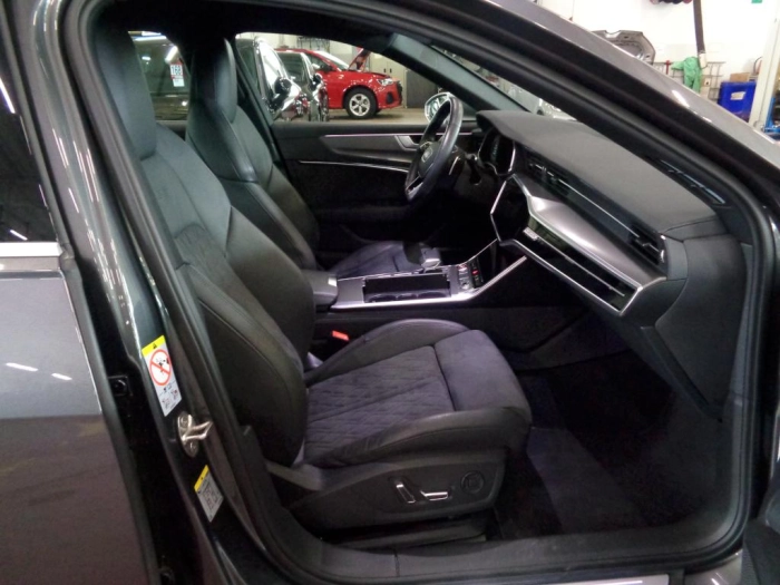 Audi A6 Avant RS6 Avant 4.0 mhev quattro tiptronic