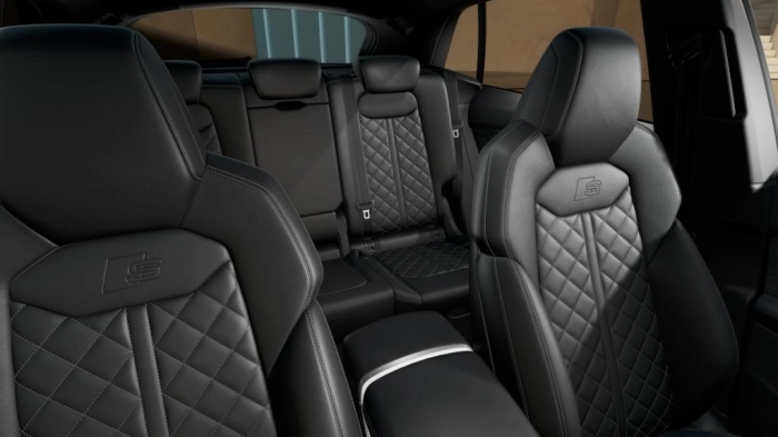 Audi Q8    S line edition TDI quattro 210 kW tiptronic
