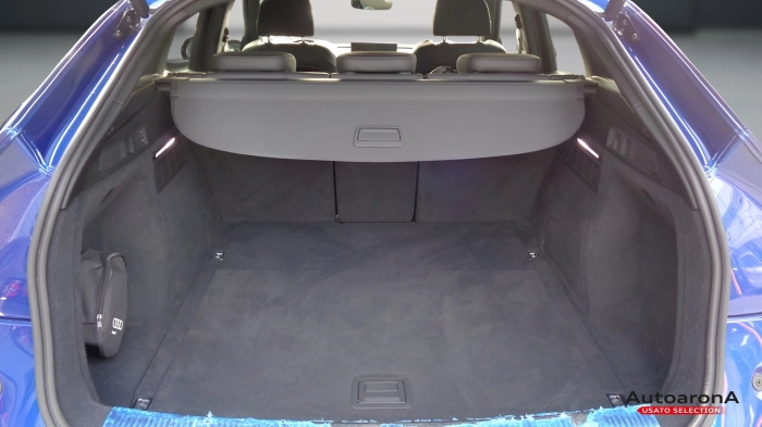 Audi Q5 Sportback  2021 -  40 2.0 tdi mhev 12V S line 