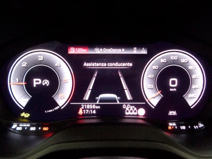 Audi Q2  35 2.0 tdi S line edition s-tronic