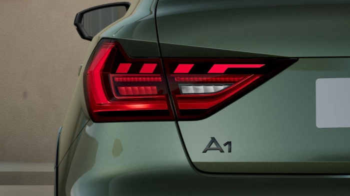 Audi A1 Allstreet   Identity Contrast 35 TFSI  110(150) kW(CV) S tronic