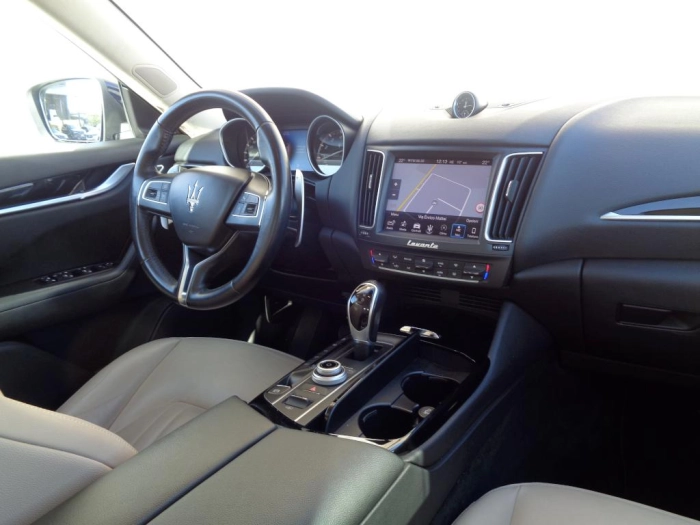 Maserati Levante 3.0 V6 Granlusso 350cv auto