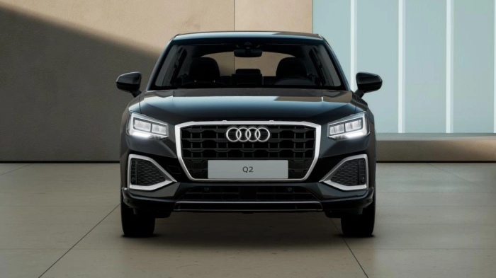Audi Q2    Business Advanced 35 TFSI  110(150) kW(CV) S tronic