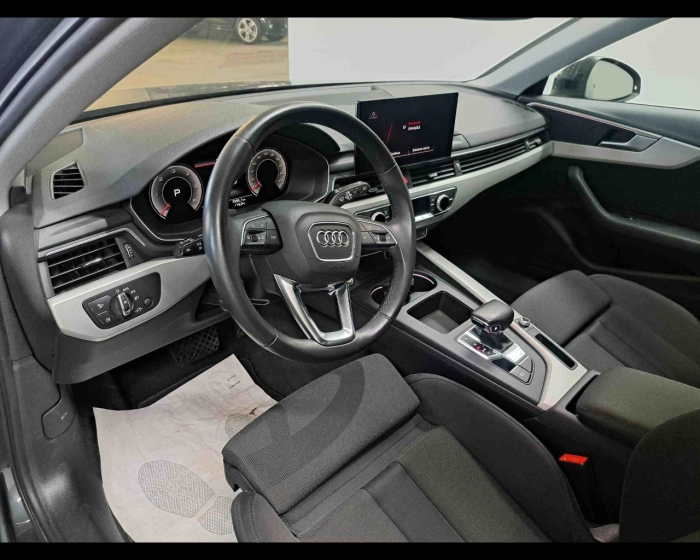 Audi A4 Avant  35 2.0 tdi mhev Business Advanced