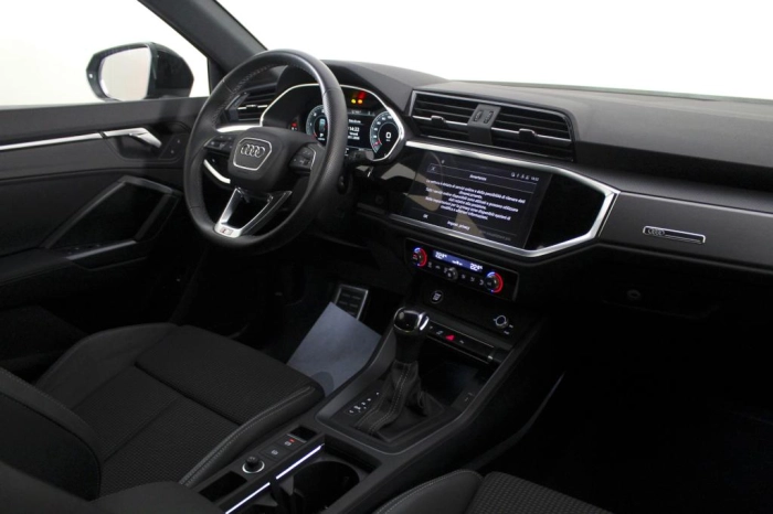 Audi Q3 Sportback  35 2.0 tdi S line edition s-tronic