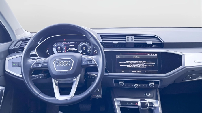 Audi Q3  40 TDI quattro S tronic Business Advanced