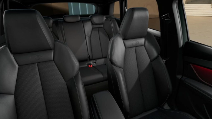 Audi Q4   SUV Custom edition e-tron  150,00 kW