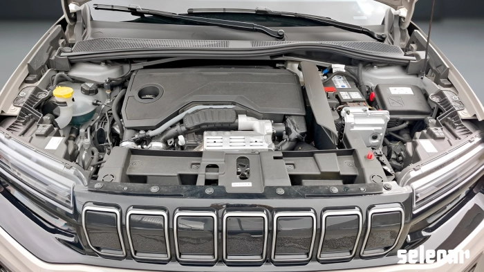 Jeep Avenger  -  1.2 turbo e-hybrid Summit fwd 100cv edct6