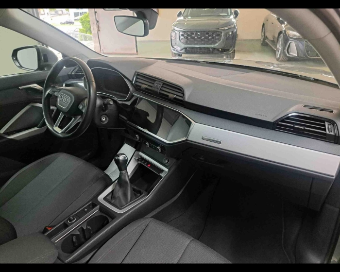 Audi Q3 Sportback  35 1.5 tfsi Business Plus