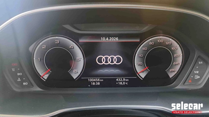 Audi Q3 Sportback  35 2.0 tdi S line edition