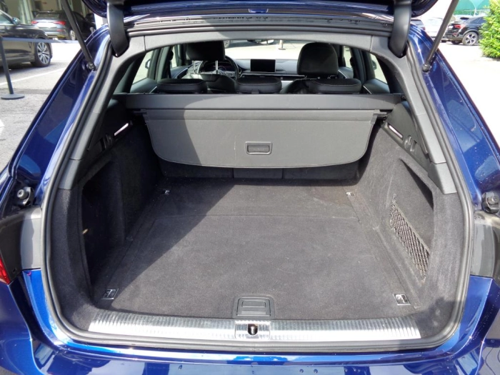 Audi A4 Avant S4 Avant 3.0 tfsi quattro 354cv tiptronic