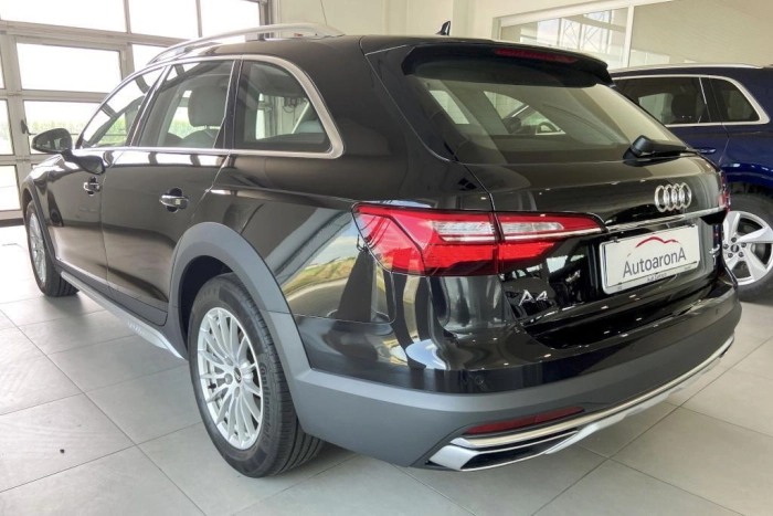 Audi A4  Allroad 40 2.0 tdi mhev Business quattro 204cv s-tronic