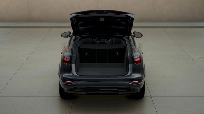 Audi Q6   SUV S line edition e-tron quattro 285,00 kW