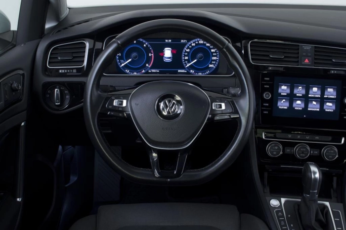 Volkswagen Golf  5p 1.6 tdi Executive 115cv dsg