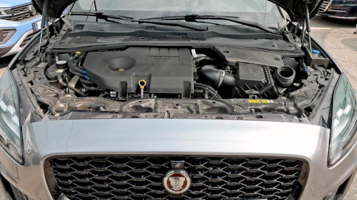 Jaguar E-Pace  2.0d i4 mhev R-Dynamic S awd 163cv auto