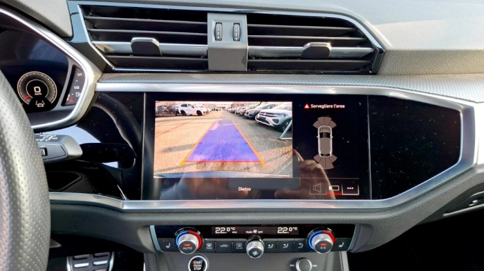 Audi Q3 Sportback  40 2.0 tfsi S line editio