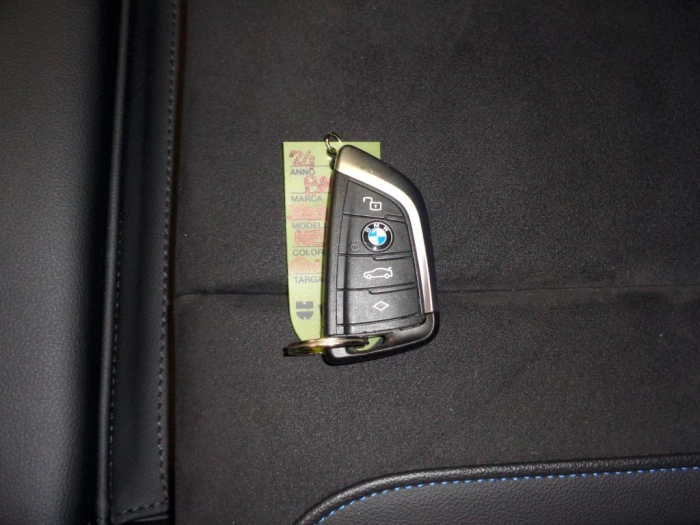 BMW Serie 320d mhev 48V MSport auto