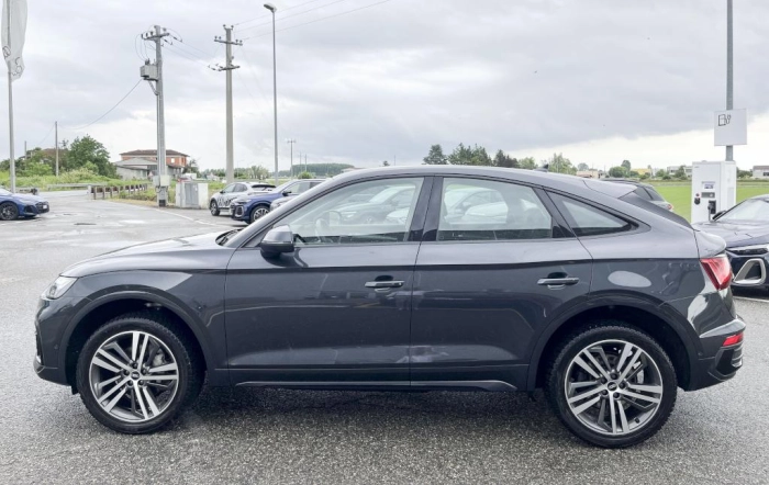 Audi Q5 Sportback  2021 -  40 2.0 tdi mhev 12V Busines