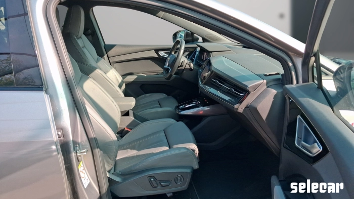 Audi Q4 50 edition one Bronzo quattro