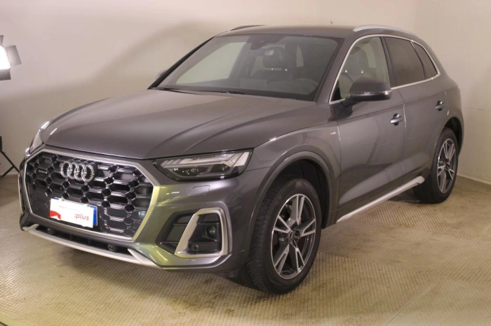 Audi Q5  40 2.0 tdi mhev 12V S line quattro s-tronic