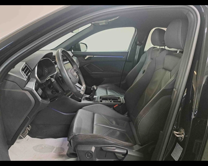 Audi Q3 Sportback  35 2.0 tdi S line edition