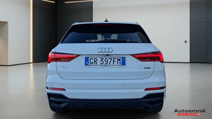 Audi Q3  40 2.0 tfsi S line edition quattro s-tronic
