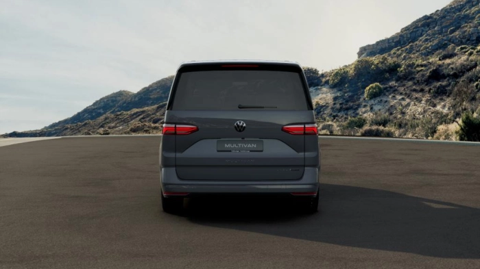 Volkswagen VIC Multivan Life   180kW   DSG