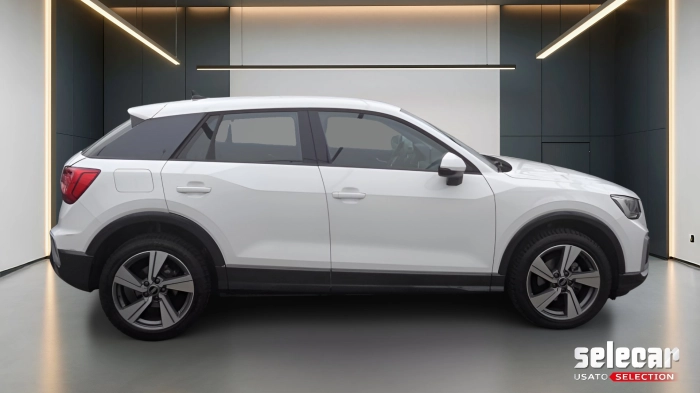 Audi Q2  30 2.0 tdi Admired Advanced s-tronic