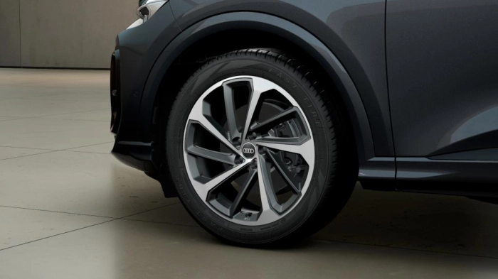 Audi Q5   S line edition TFSI quattro 150 kW S tronic