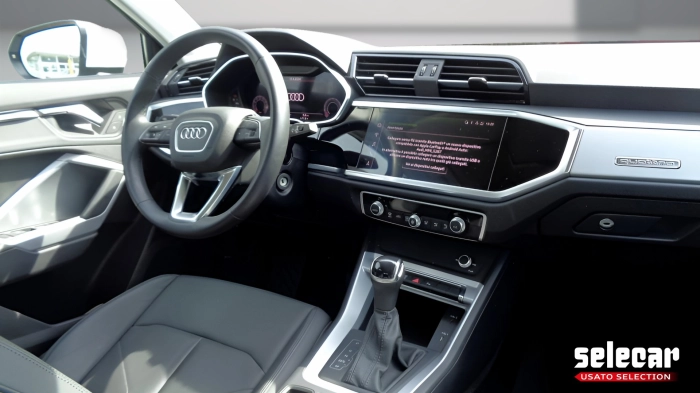 Audi Q3  45 2.0 tfsi quattro s-tronic