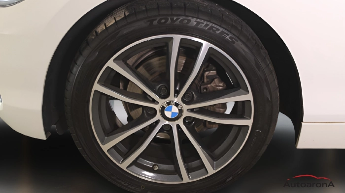 BMW Serie 116d Sport 5p my18