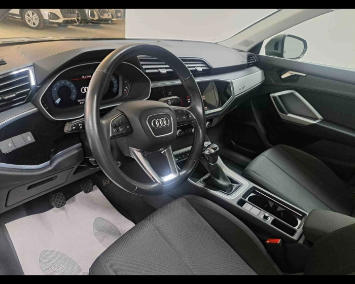 Audi Q3 Sportback  35 1.5 tfsi Business Plus