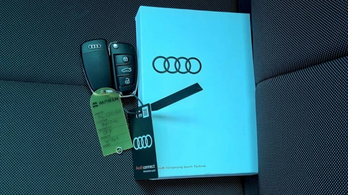 Audi Q3  35 2.0 tdi Business Advanced s-tronic