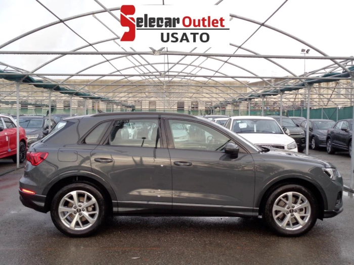 Audi Q3  40 2.0 tdi Business Advanced quattro 200cv s-tronic