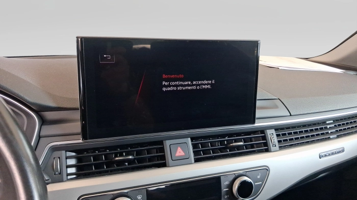 Audi A4 Avant  40 2.0 tdi mhev S line edition qu