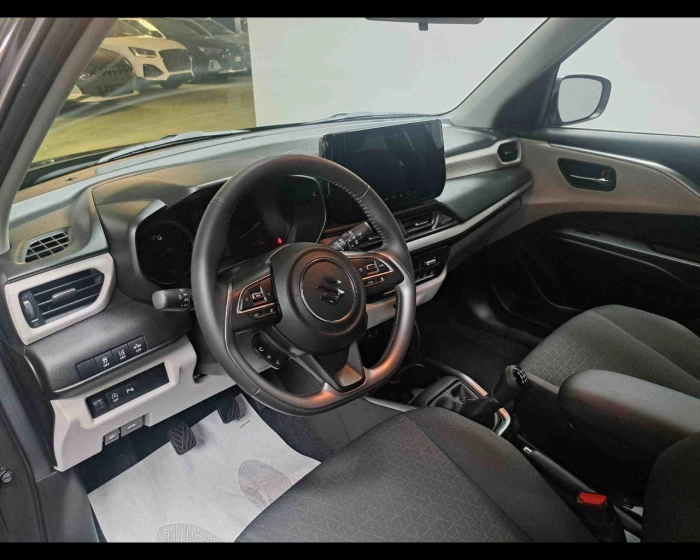 Suzuki Swift  VII -  1.2h Top 2wd
