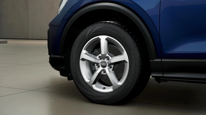 Audi Q2    Business 30 TDI  85(116) kW(CV) 6-marce