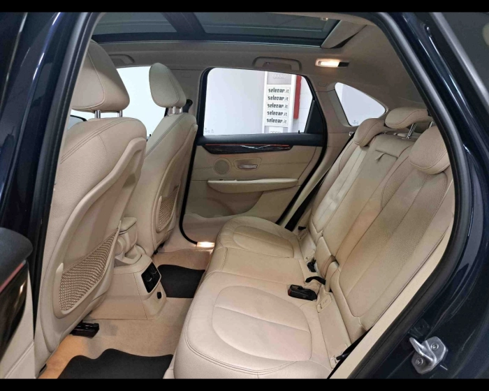 BMW Serie 220d Active Tourer xdrive L