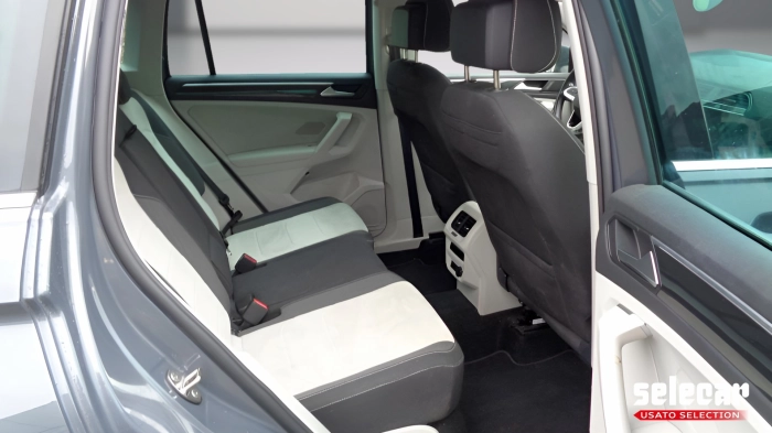 Volkswagen Tiguan  2.0 tdi Elegance 150cv dsg