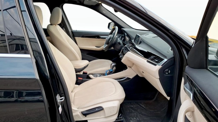 BMW X1  sdrive18d xLine auto